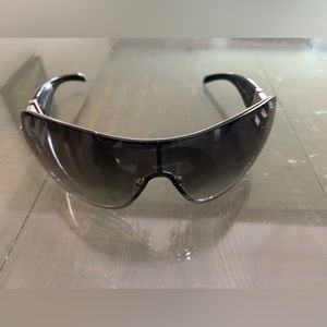 RARE Versace 2072 – B WRAP AROUND AVIATORS.  Unisex and absolutely FABULOUS!